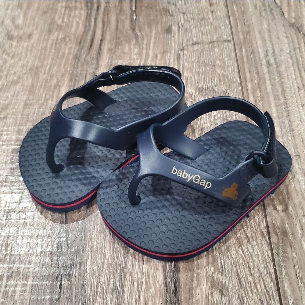 Baby GAP Flip Flops Size 0-3M Baby Navy Flip Flops